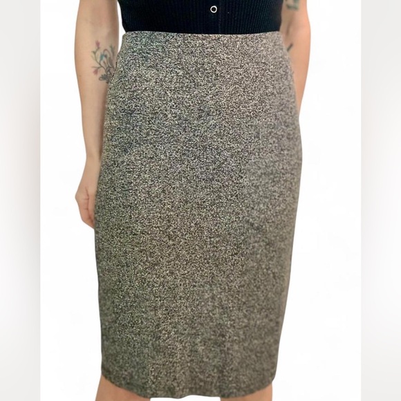 Old Navy Dresses & Skirts - Old Navy Black and Gray Women's Pencil Skirt
